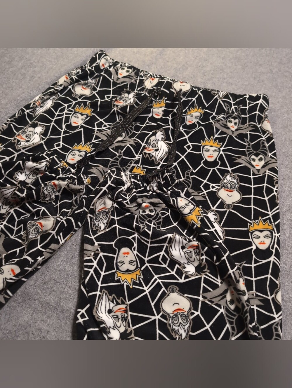 Disney Villains Pajama Pants Mens Womens Size Medium M Web Print Maleficent Ursu